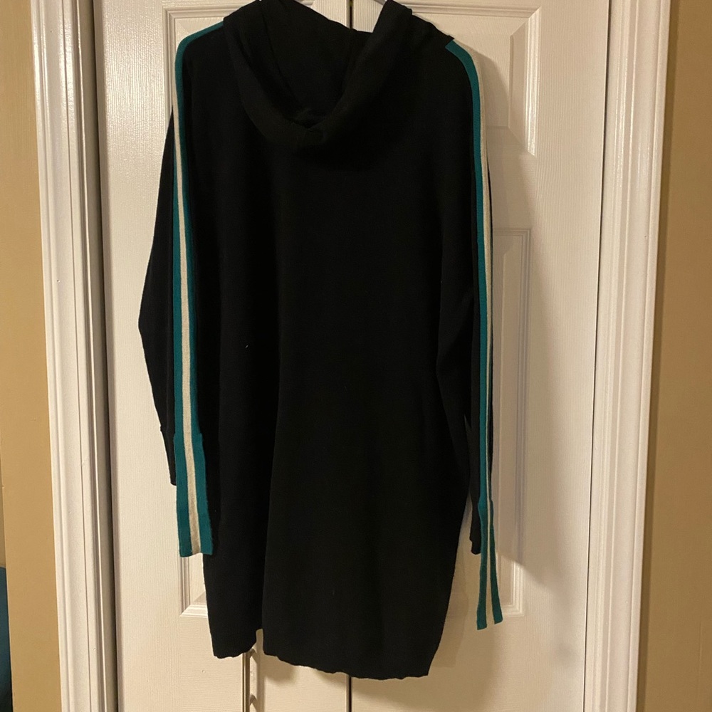 Black Sweater with Green Details from Autumn Cashmere
